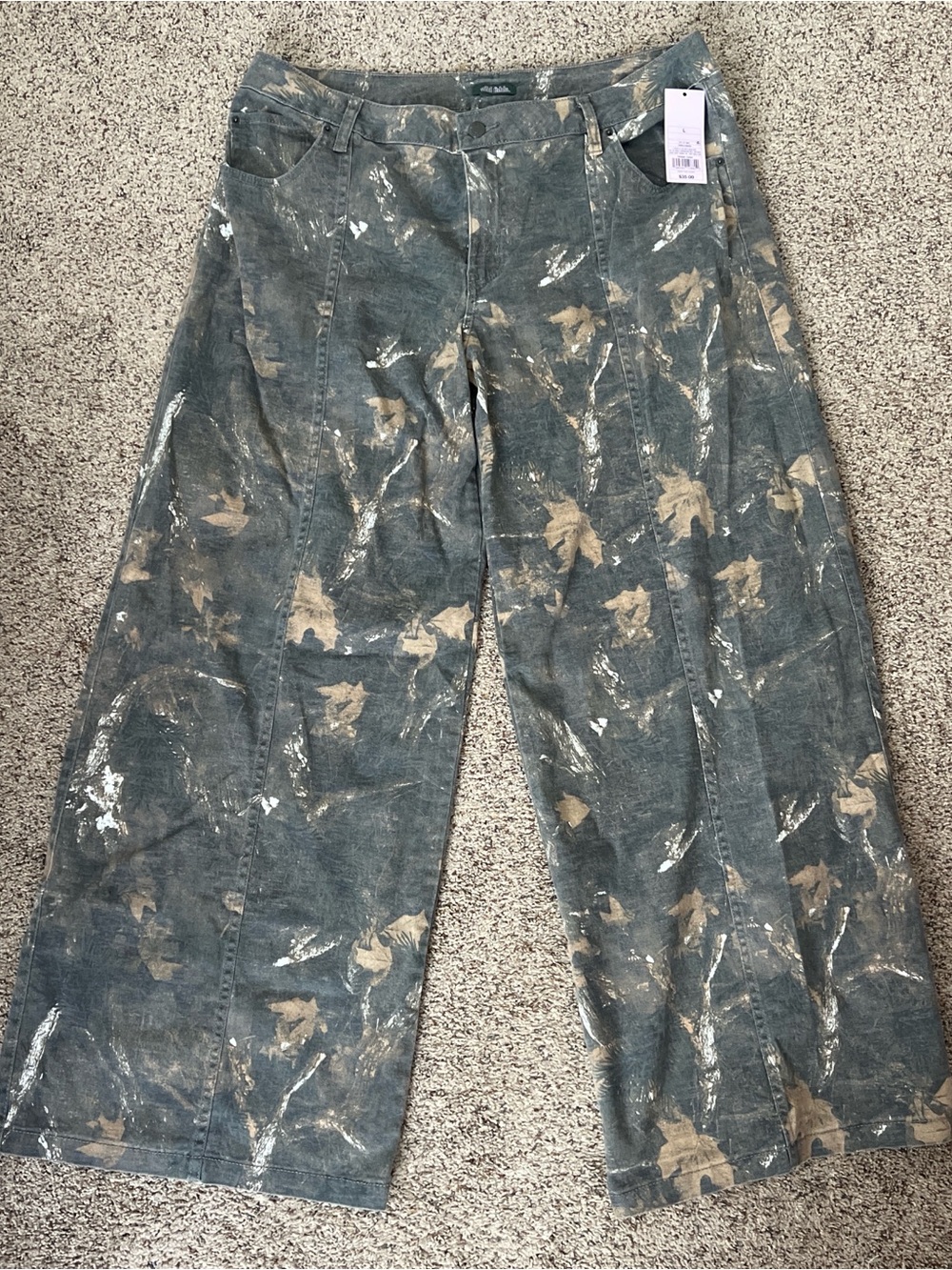 NWT Wide Leg Camo Cargo Pant